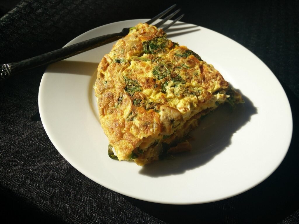 omelette, eggs, fork, spinach, food, meal, omelet, vegetable, cooked, healthy, delicious, fresh, plate, white, paleo, food plate, diet, omelette, omelette, omelette, omelette, omelette, omelet, omelet
